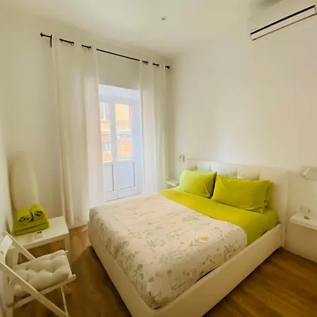 Elegant With Private Bathroom
