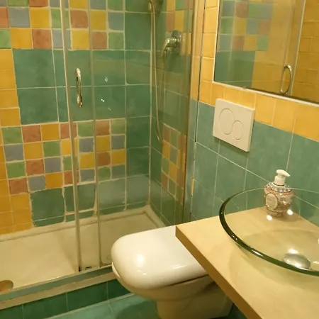 Elegant With Private Bathroom * Rome