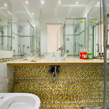Elegant With Private Bathroom *
